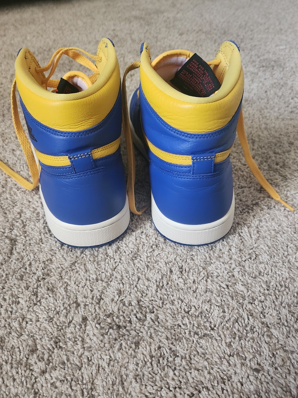 Women’s Air Jordan 1 Retro High OG “Reverse Laney” Size 11W / 9.5M – FD2596-700